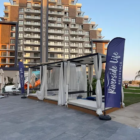 Riverside Holiday Resort & Long Beach Apartmán *