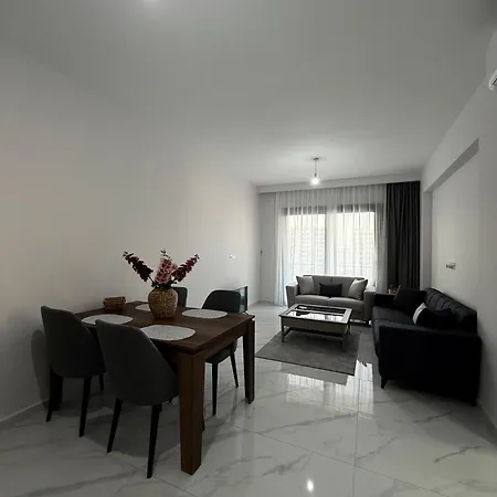 Riverside Life Apartment *