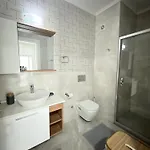 Riverside & Long Appartement