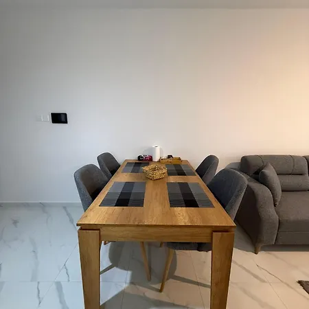 アパート Riverside Life