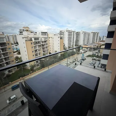 Apartment Riverside & Long *