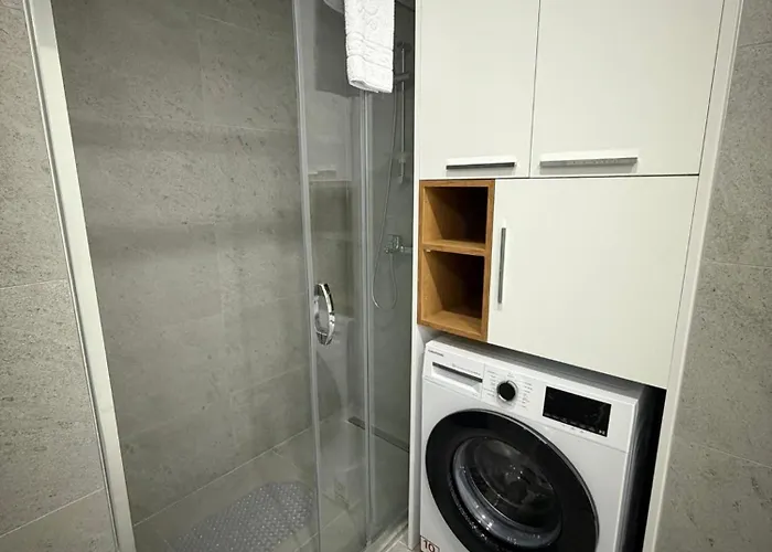 Apartment Riverside & Long *